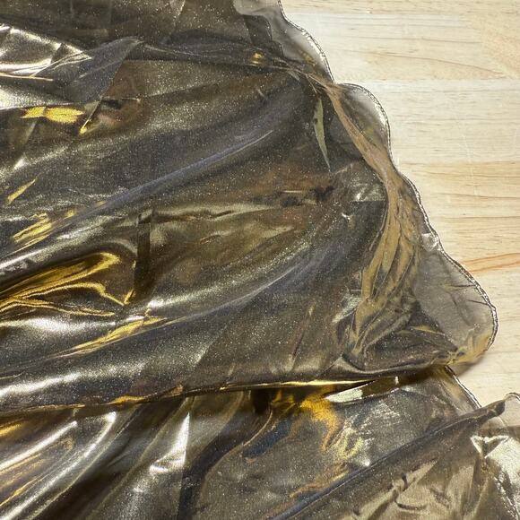 Mac Duggal NWT Liquid Gold Pleated Deep V-Neck Maxi Gown Size 2 Sleeveless - Picture 5 of 8